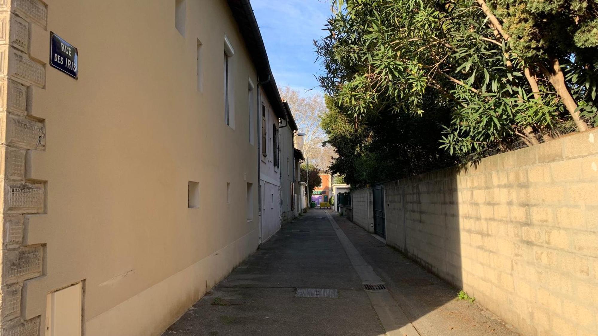 Au Calme De L'Iris - Clim - Garage - Wifi - Tramway Avignon Exterior foto